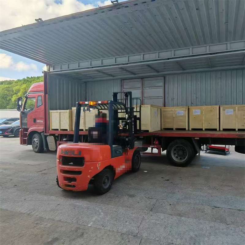 安定区房县物流：专线直达的多元货运世界