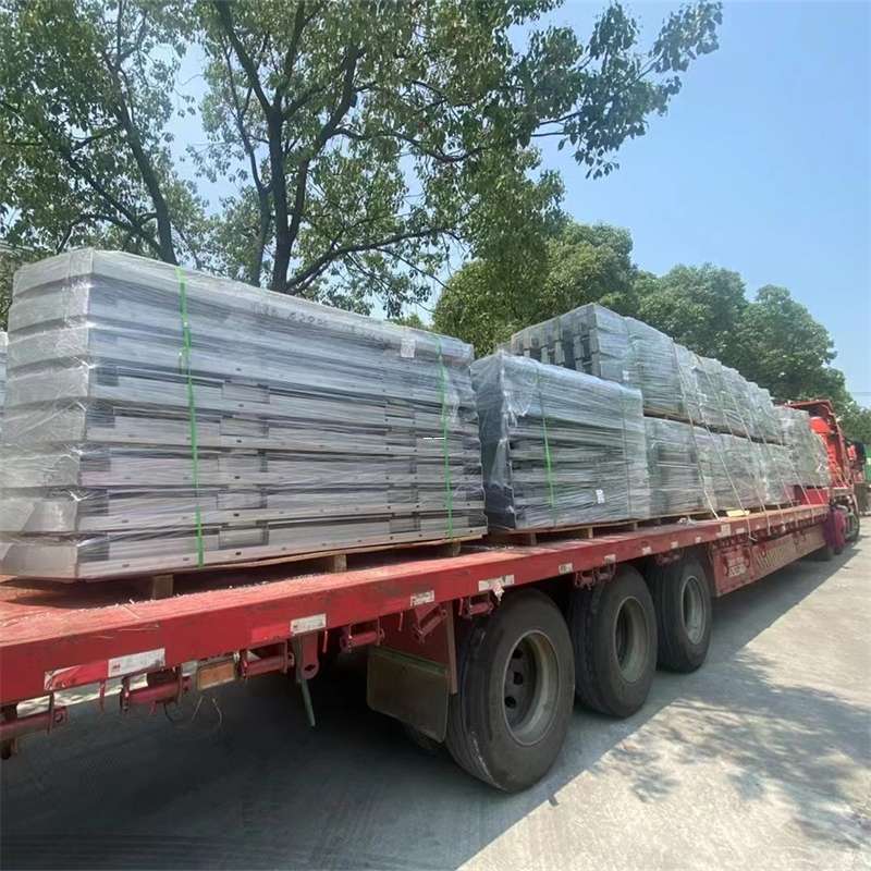 安定区玛纳斯县进仓物流：专线直达的多元货运之旅